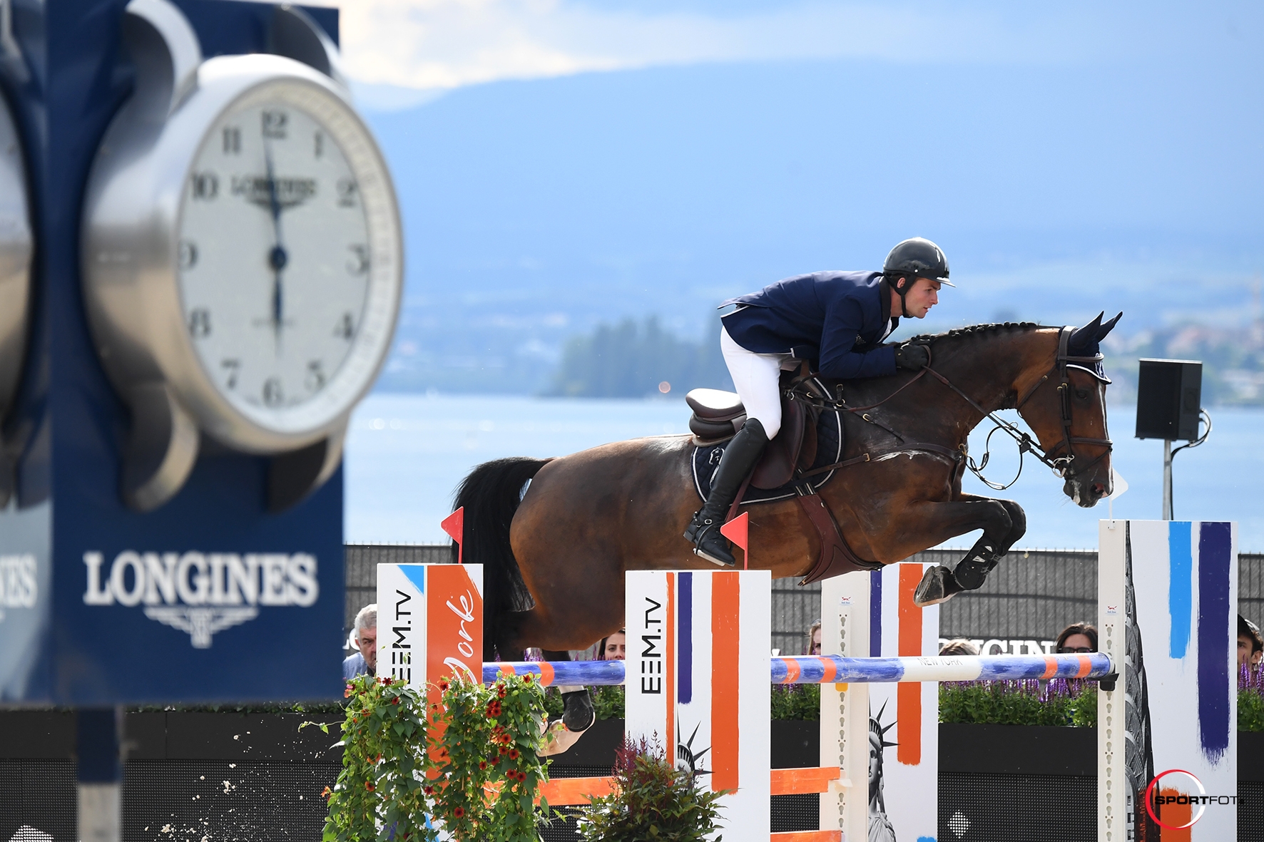 Photo by Sportfot, J.L. Carli pour EEM. A. Anice pour EEM