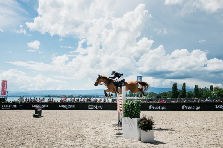 Photo by Sportfot, J.L. Carli pour EEM. A. Anice pour EEM