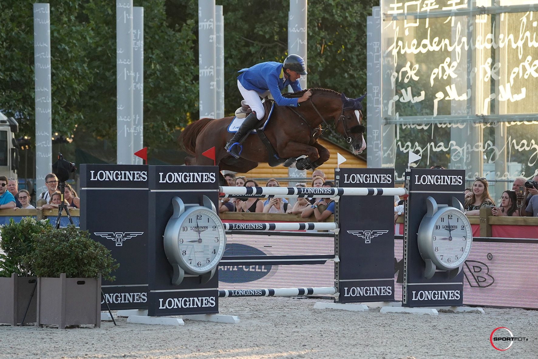 Photos by ©Sportfot