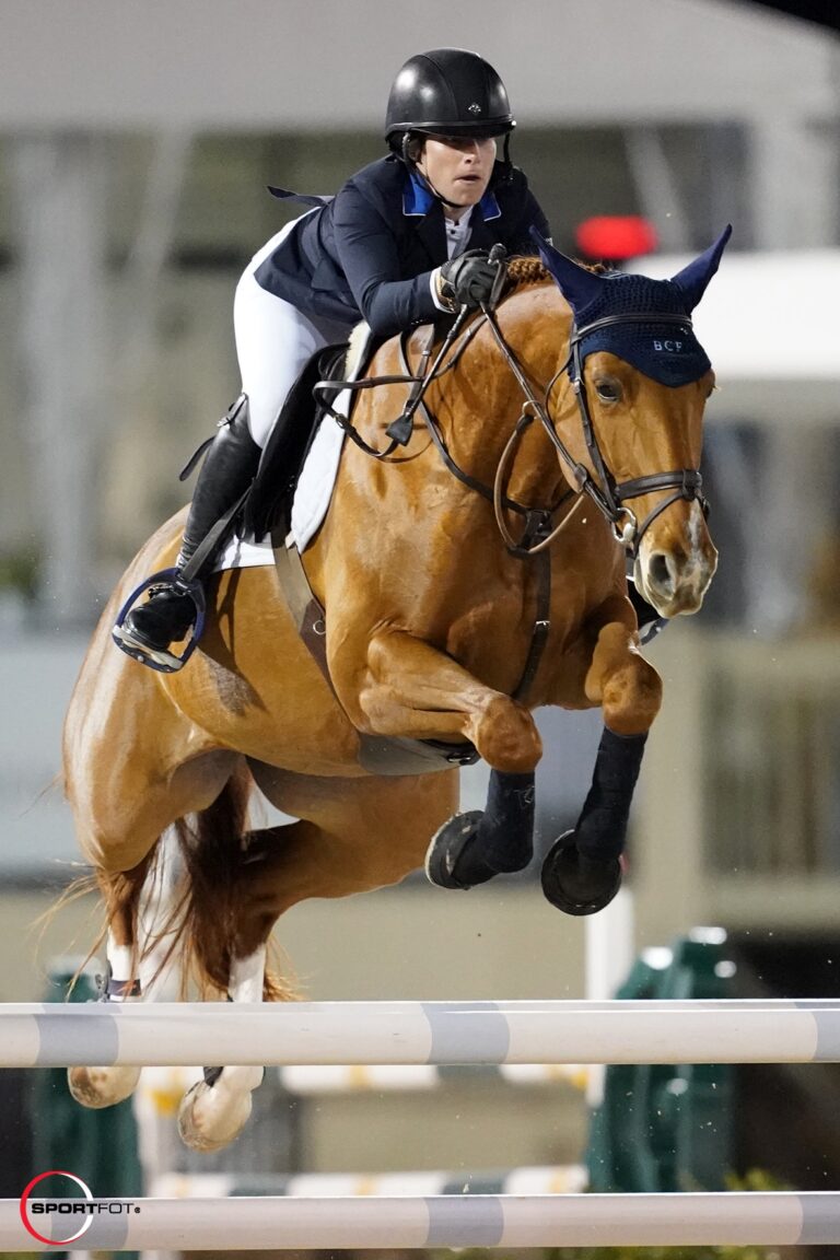 Photos Copyright © Sportfot