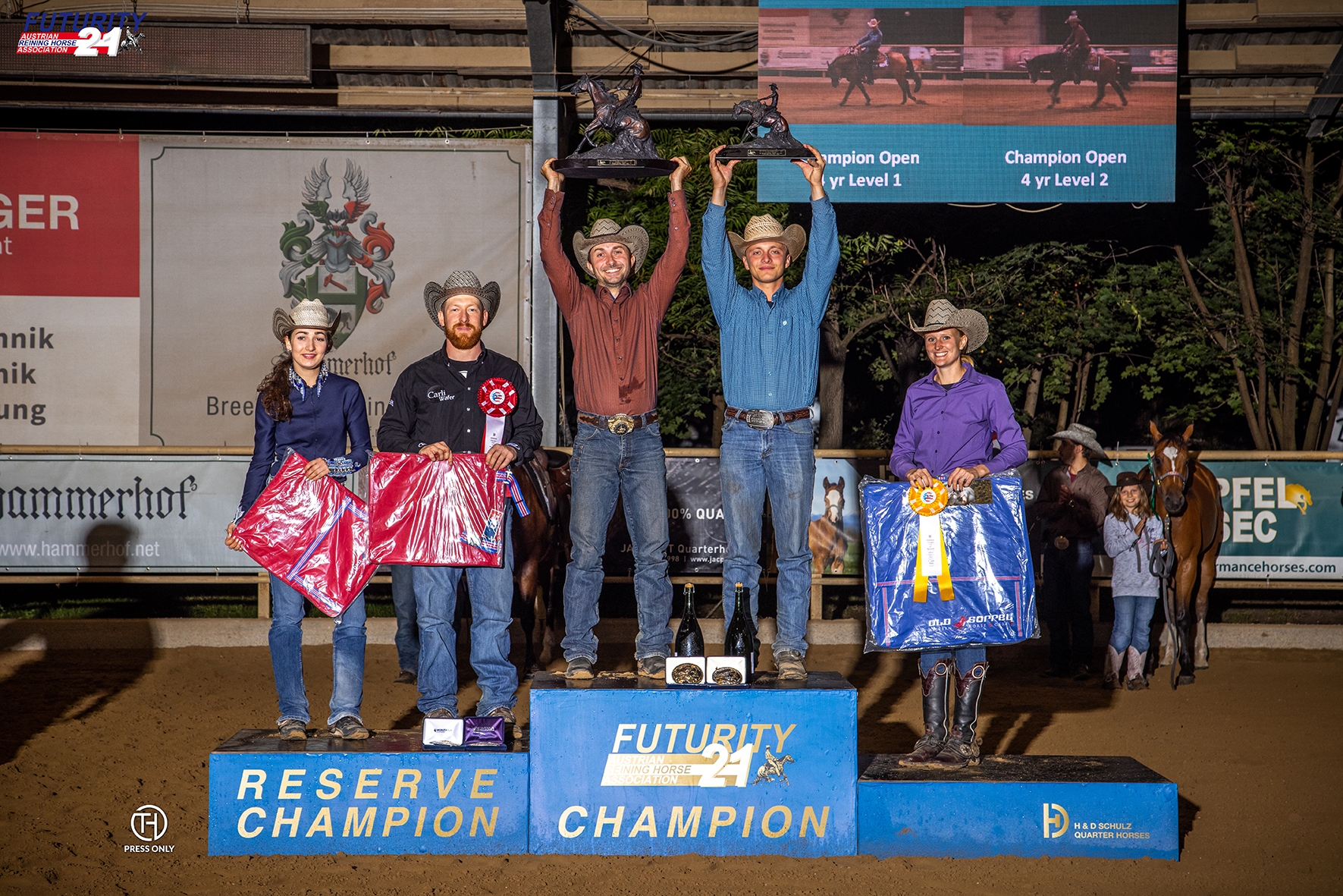 Photos by IHP Media Partner Tom Hautmann