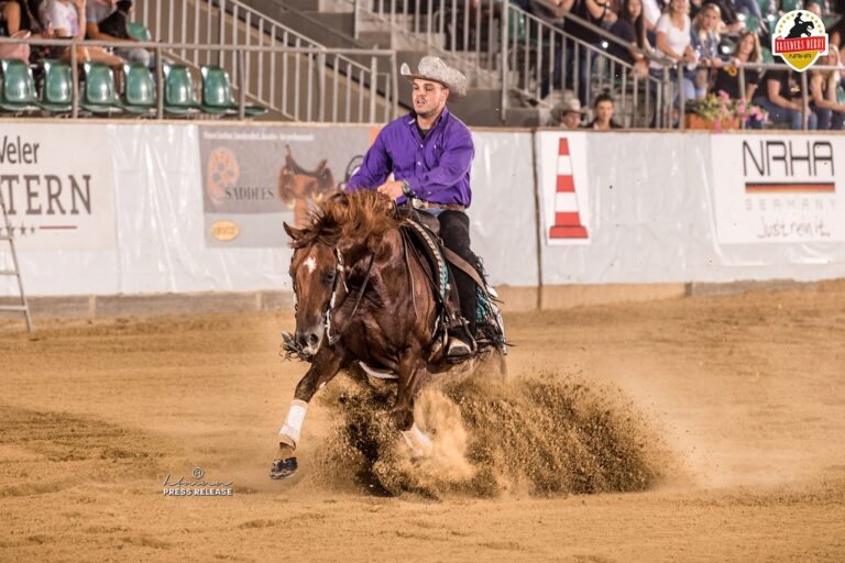 Photos by Tom Hautmann