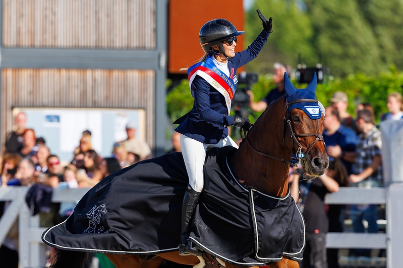 Copyright © FEI/Thomas Holcbecher